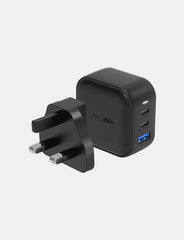 66W travel adapter with compact design